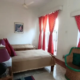 Bedroom with Twin bed