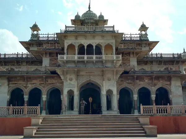 Albert Hall Museum Jaipur — History, Architecture, and What to See